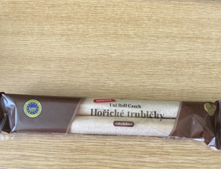 Dve trubicky v obale a ten isty stol co furt